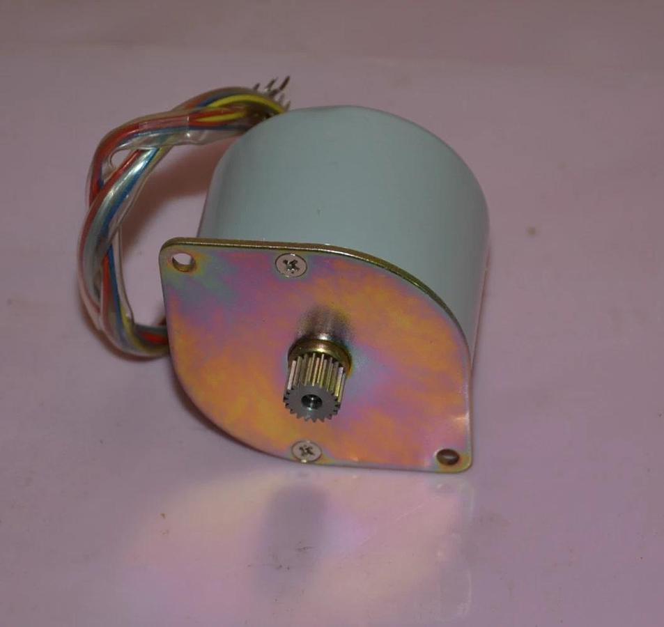 Yokogawa YEW Servo Motor BM-D5 BMD5 G9517AB Ratio: 1/1 115v NEW