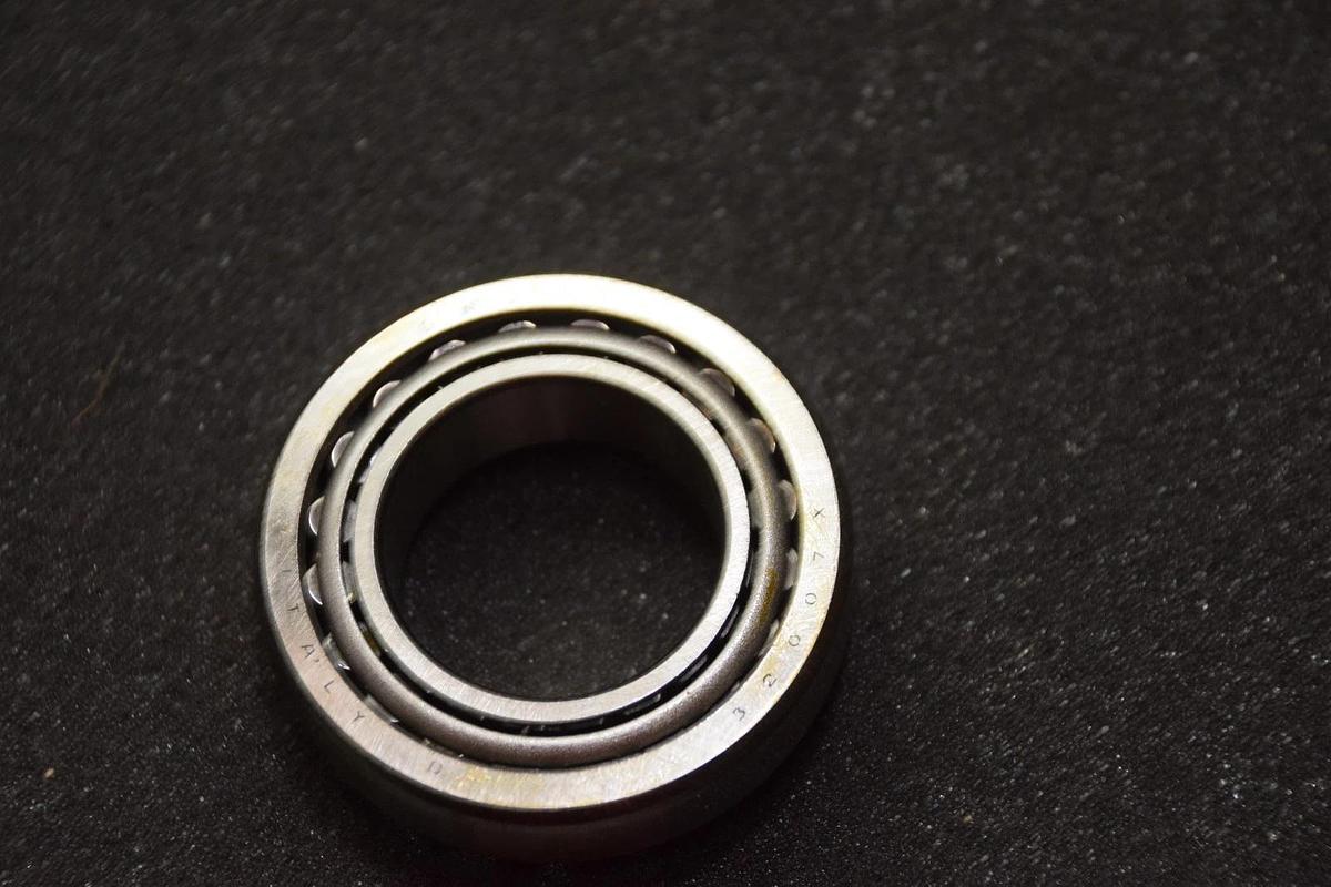 GNUTTI 32007X SET TAPERED ROLLER BEARING NEW