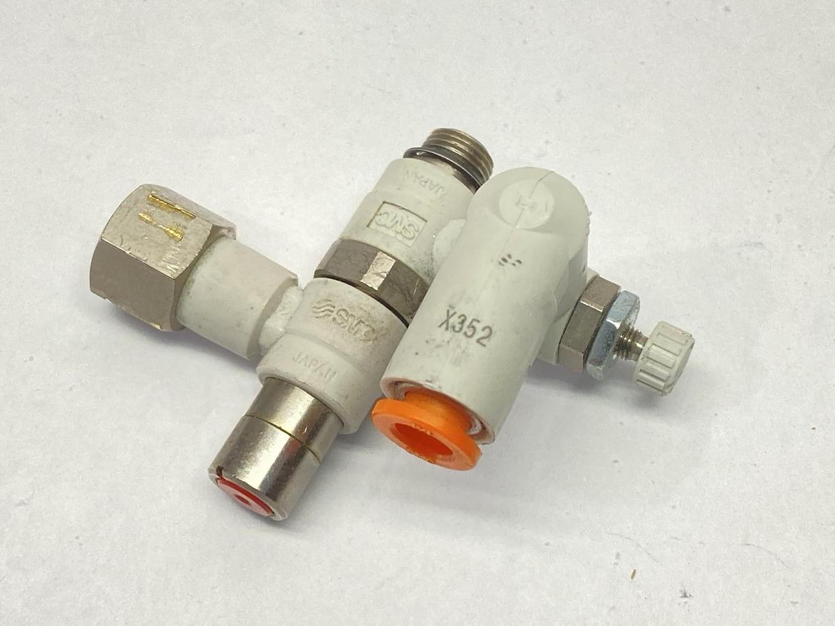 Used SMC  VALVE LVA30-02-A LVA30 02 A LVA3002A