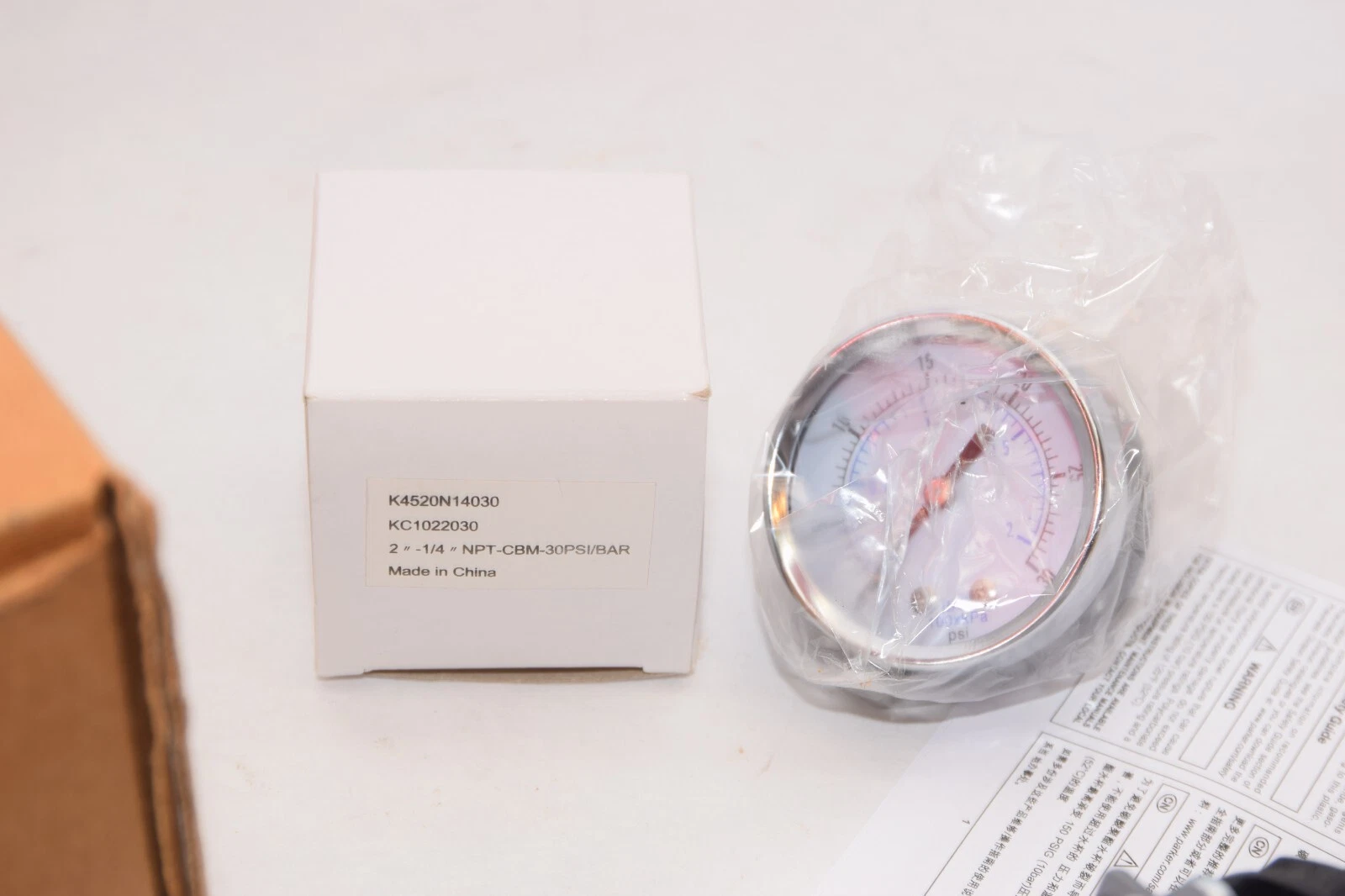(NEW) PARKER P32EB93EGAPNZP 3/8" NPT Filter/Regulator 0-30psi W/Gauge