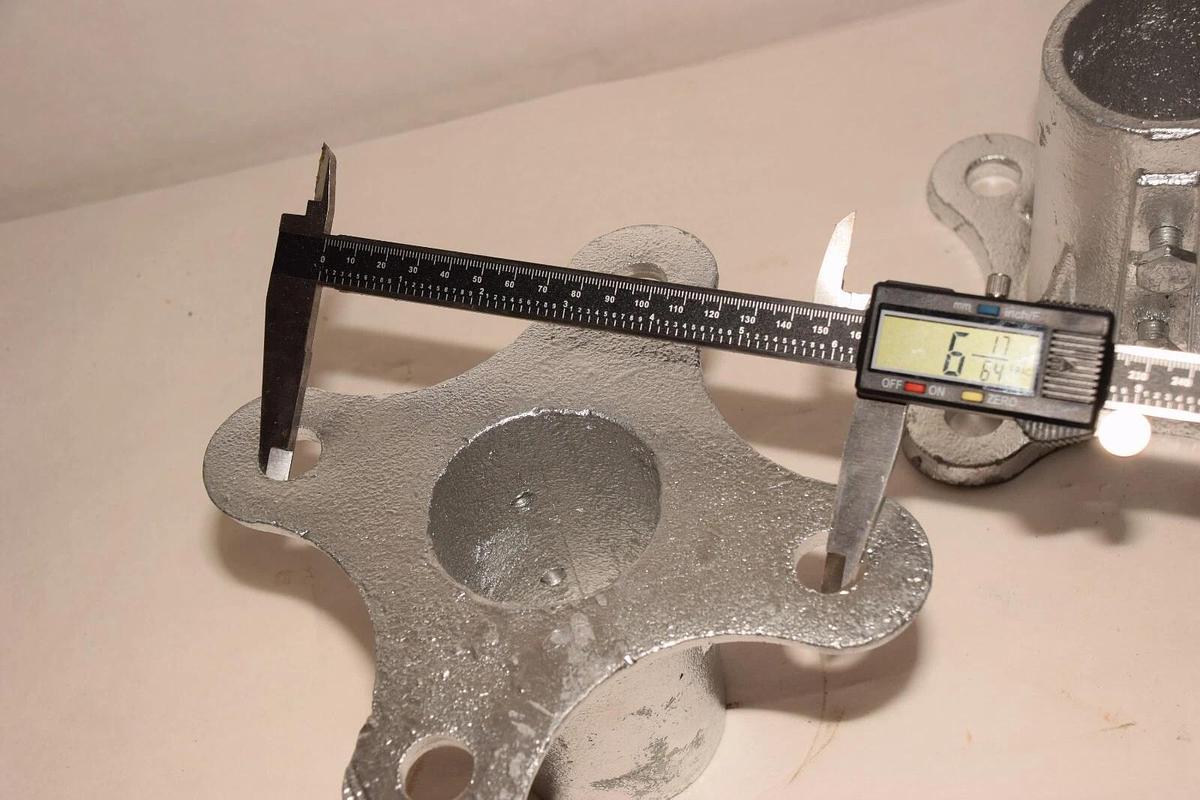 (New - Pk 2 ) WARMU 2 1/2" Floor Flange Pipe Galvanized  Chain Link Fence Post