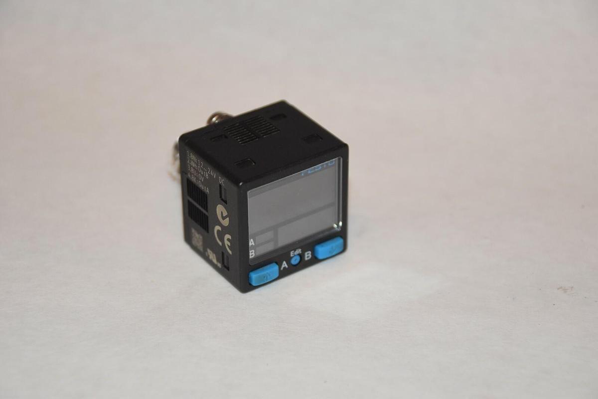 Used FESTO SPAB-B2R-G18-2P-M8 -1 TO 1 BAR 24VDC PRESSURE SENSOR