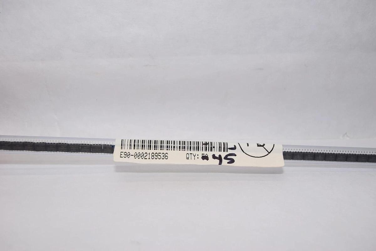 (NEW -Lot 45) ATEMEL 0919 , 919PHIL 8T9041 , LFPM453564164021 Integrated Circuit