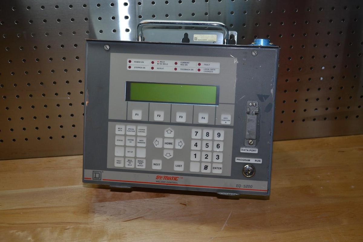 Used SQUARE D Sy/Matic EQ-5200 Welder Control 8995-EQ5200-DEP-10 8995EQ5200DEP10