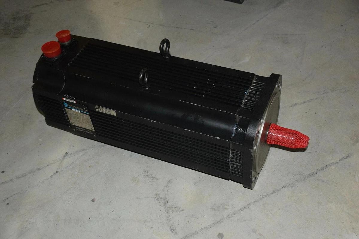 Refurbished Allen Bradley AC servo  1326AB-A740B-21-SERIES C 1326AB-A740B-21 1326ABA740B21