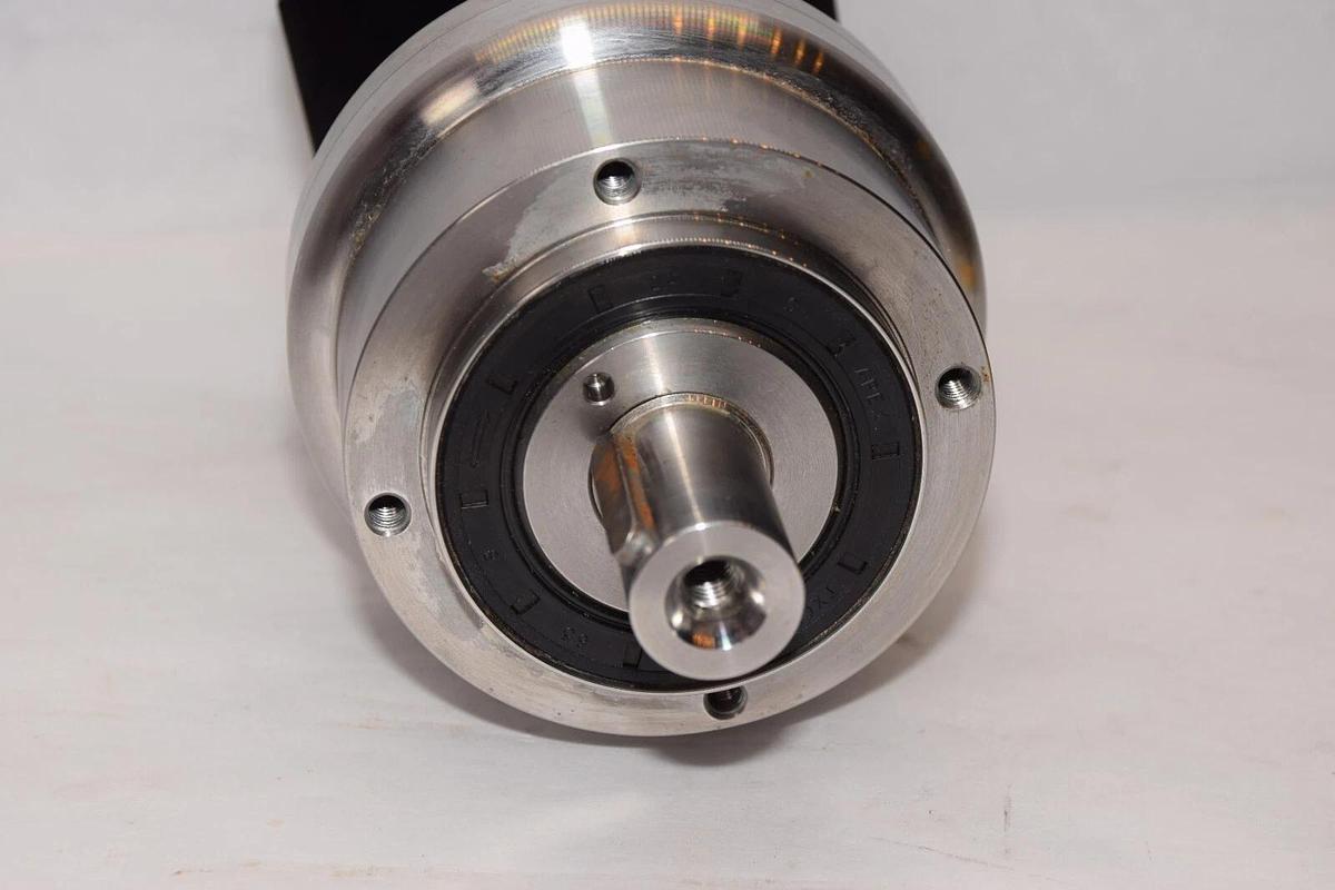 Used APEX DYNAMIC AE090 100:1 , 1012210995 Ratio Planetary Gearbox