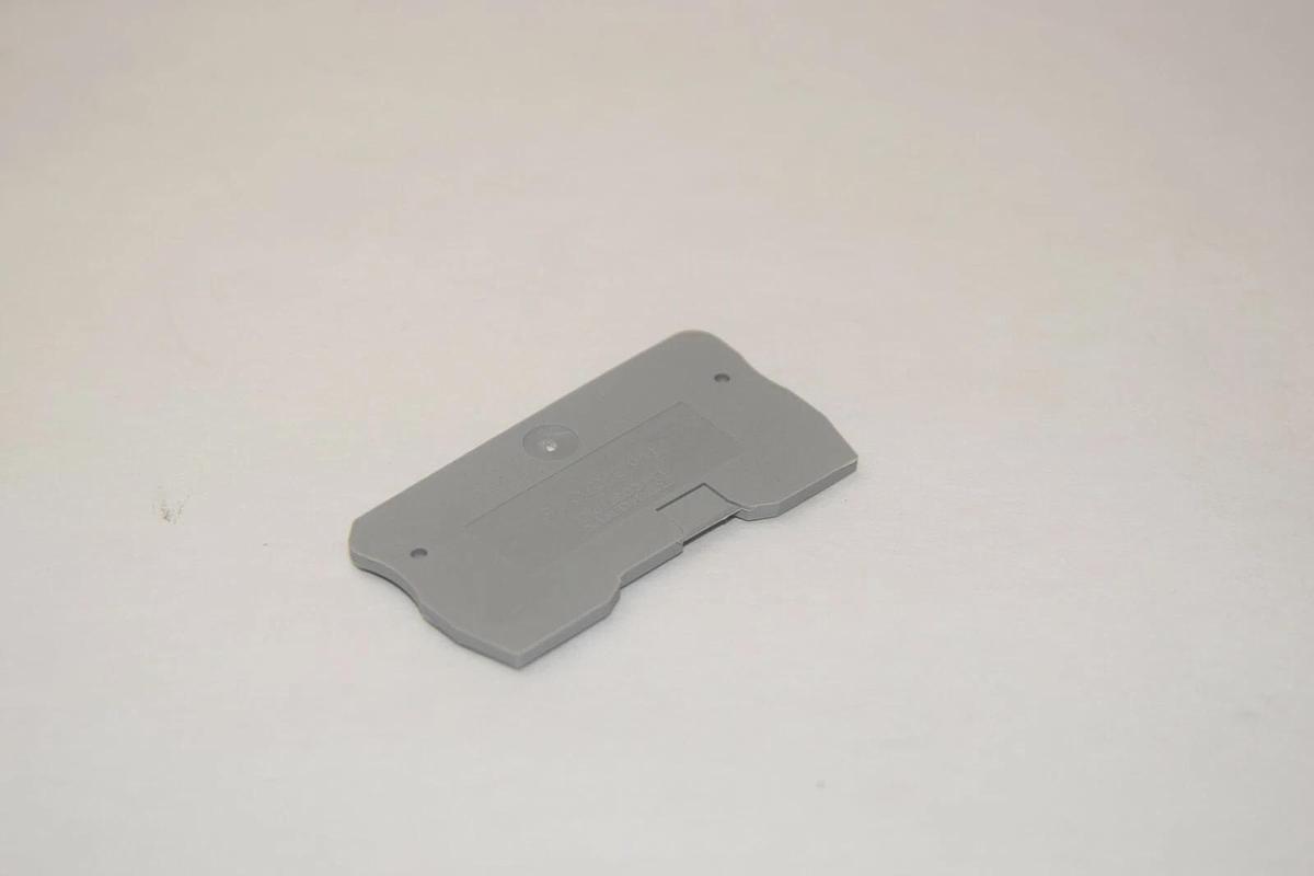 (NEW - Lot of 100) PHOENIX CONTACT D-QTC 1,5 End Barrier