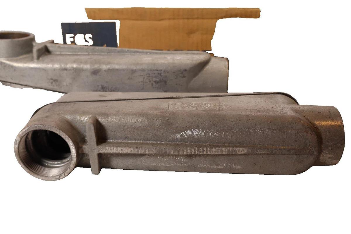 O-Z Gedney LB6X-200G 2" Conduit Mogul Pulling Elbow Gray Iron Galv (New - Box 2)