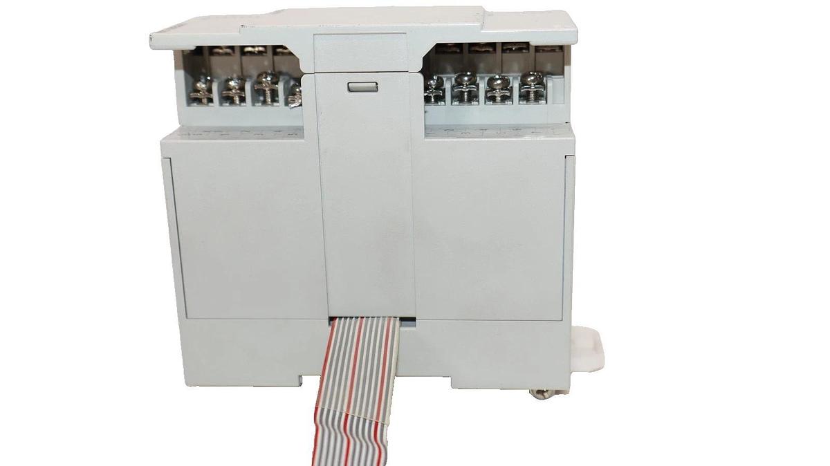 Used MITSUBISHI ELECTRIC FX5-16EX/ES , FX516EXES 24Vdc 4mA Programmable Controller