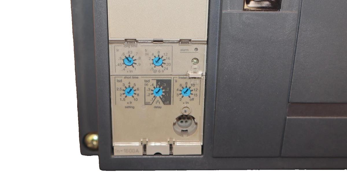 Refurbished Square D Breaker Masterpact NW16N 1600A Micrologic 5.0 WG1EER33A9SXFXXXXA 1600 A