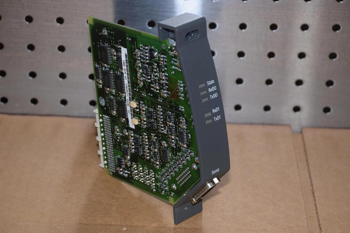 Used ABB  Freelance 2000 Fieldbus M. Serial Module Dual 37262-4-0369571 3726240369571