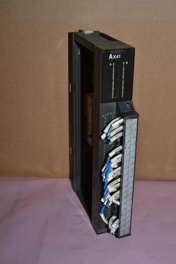 Used MITSUBISHI MELSEC AX41 PROGRAMMABLE CONTROLLER INPUT MODULE PLC