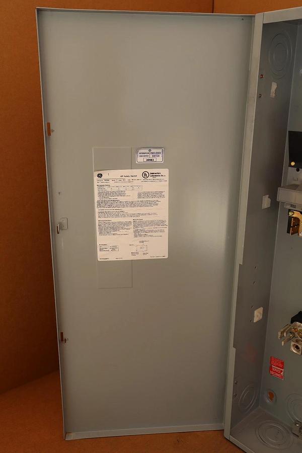 Used GE Heavy Duty Fusible Safety Switch Mod 10 TH3364 200A 200 Amp 600vac 150hp
