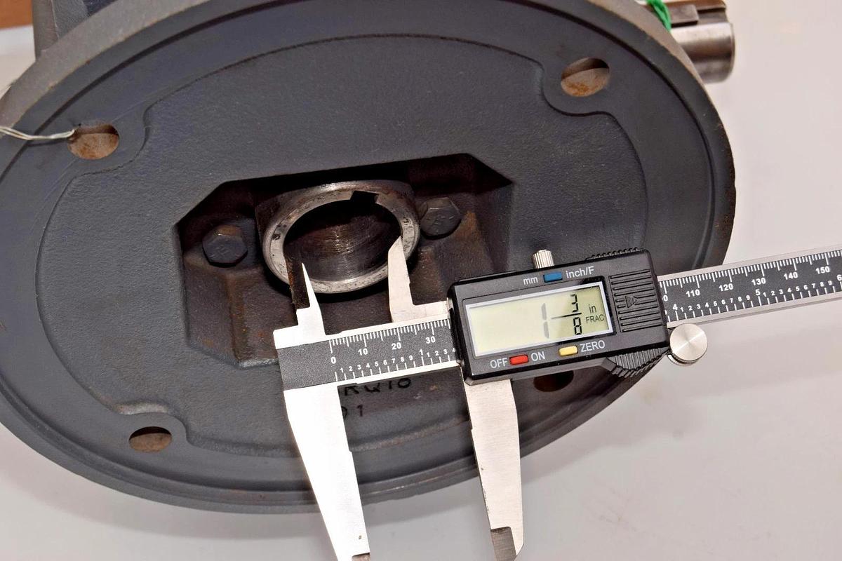 FALK Gearbox Worm Speed Reducer 1325WBM3A 5:1 RIGHT ANGLE (NOS)