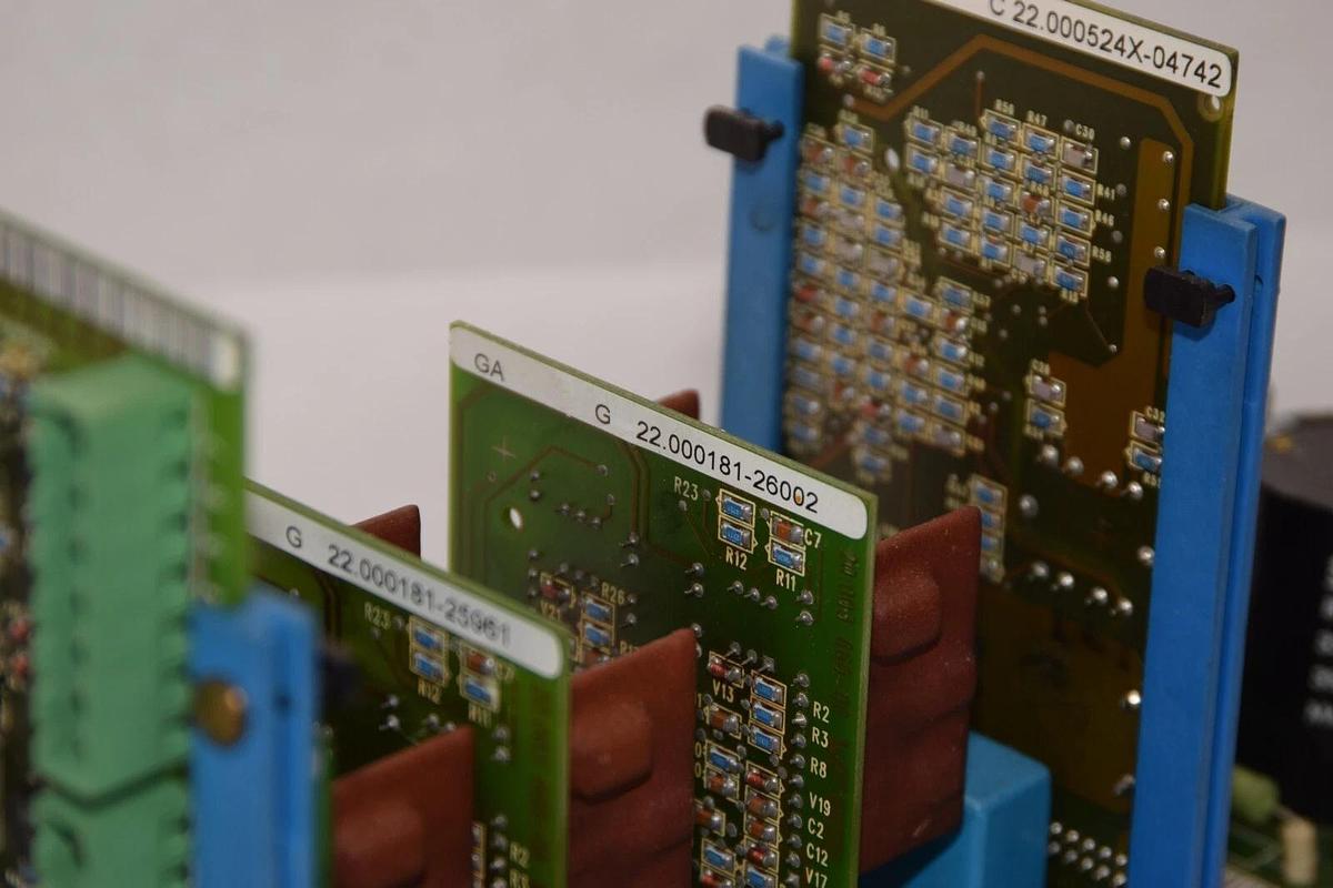 Used EUC-HELLER /Uni-Pro LMA-8/16A , C24002010X-00411  Uni-Pro Drive Servo Amplifier