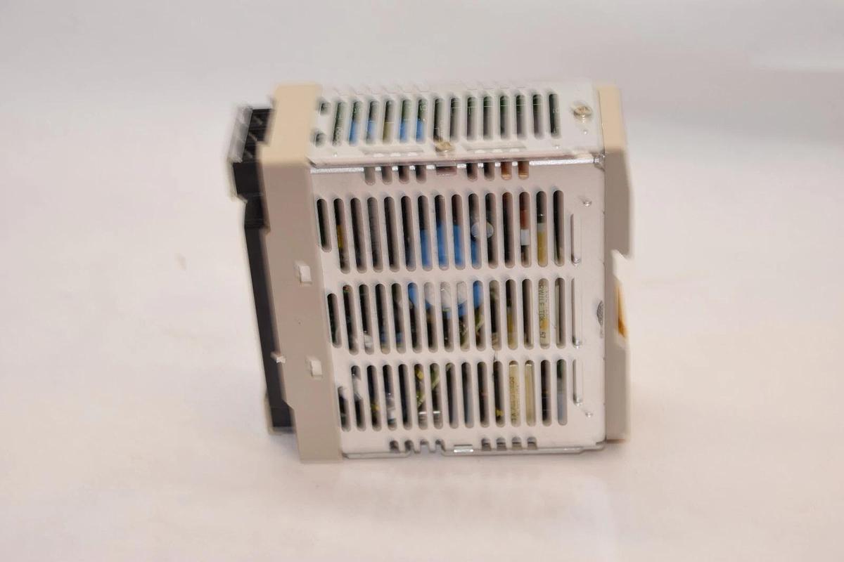 Used OMRON S8VS-12024B Input 100-240V , 1.9A Output 24Vdc , 5A Power Supply