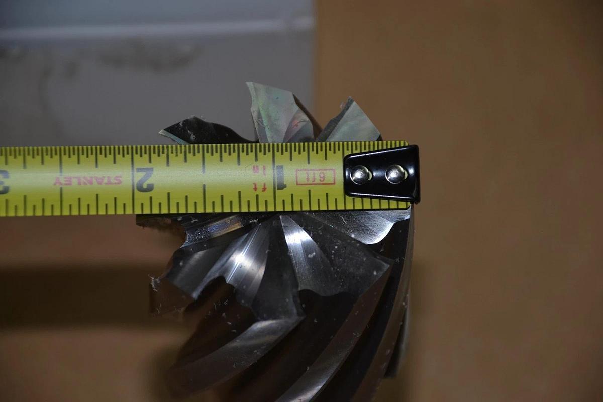 CLEVELAND C33187 HSS End Mill, 2 In D, 2 In Cut L Center Cutting 360270