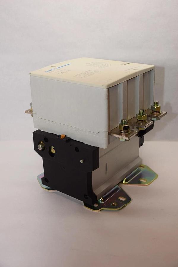 (NEW) CHINT NC2-500 , NC2500 NC2500 120V 50/60Hz AC Contactor