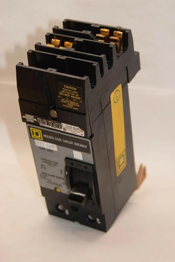 (NEW) SQUARE D Q222225BCH 225A 225 Amp A 2P Molded Case Circuit Breaker *CHIP*