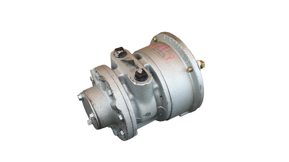 Used GAST Air Motor 8AM-NRV-32A  8AMNRV32A 5hp USA