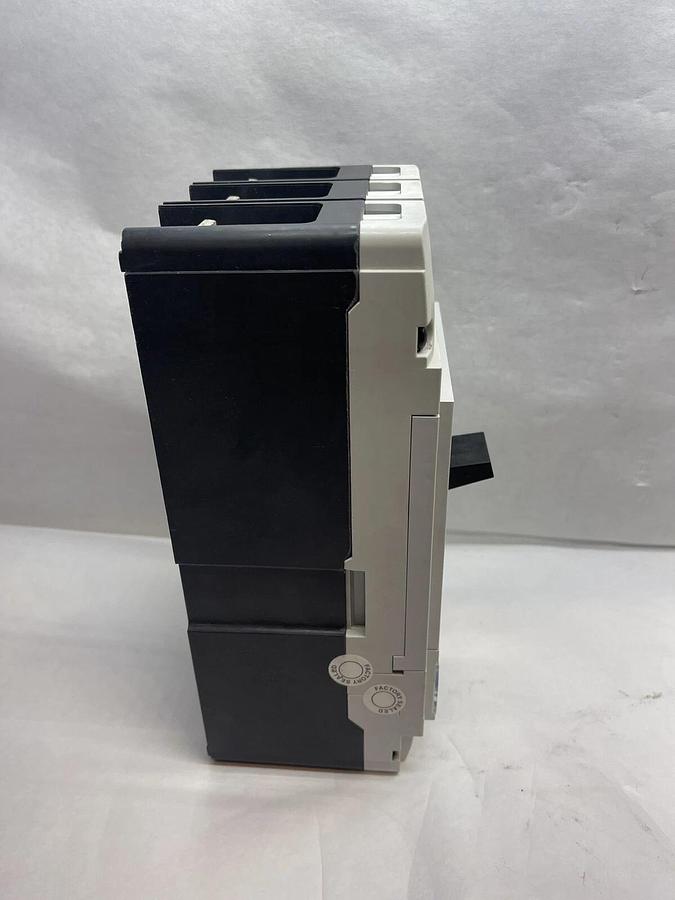Cutler Hammer EATON Circuit Breaker: 400 A Amps, PDG33M0400MSAN, PDG3