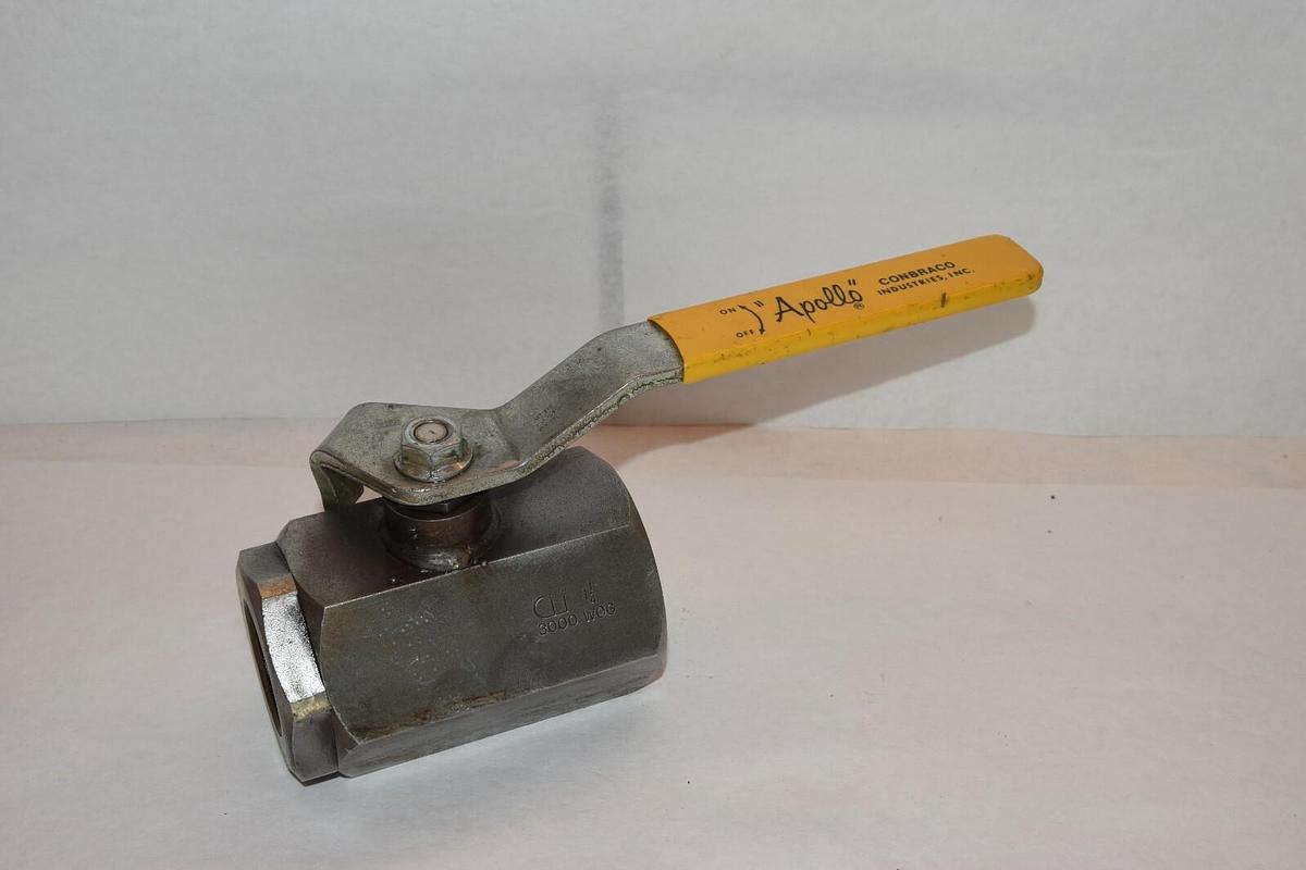 Used APOLLO CII 1-1/4" 3000 WOG STAINLESS STEEL BALL VALVE