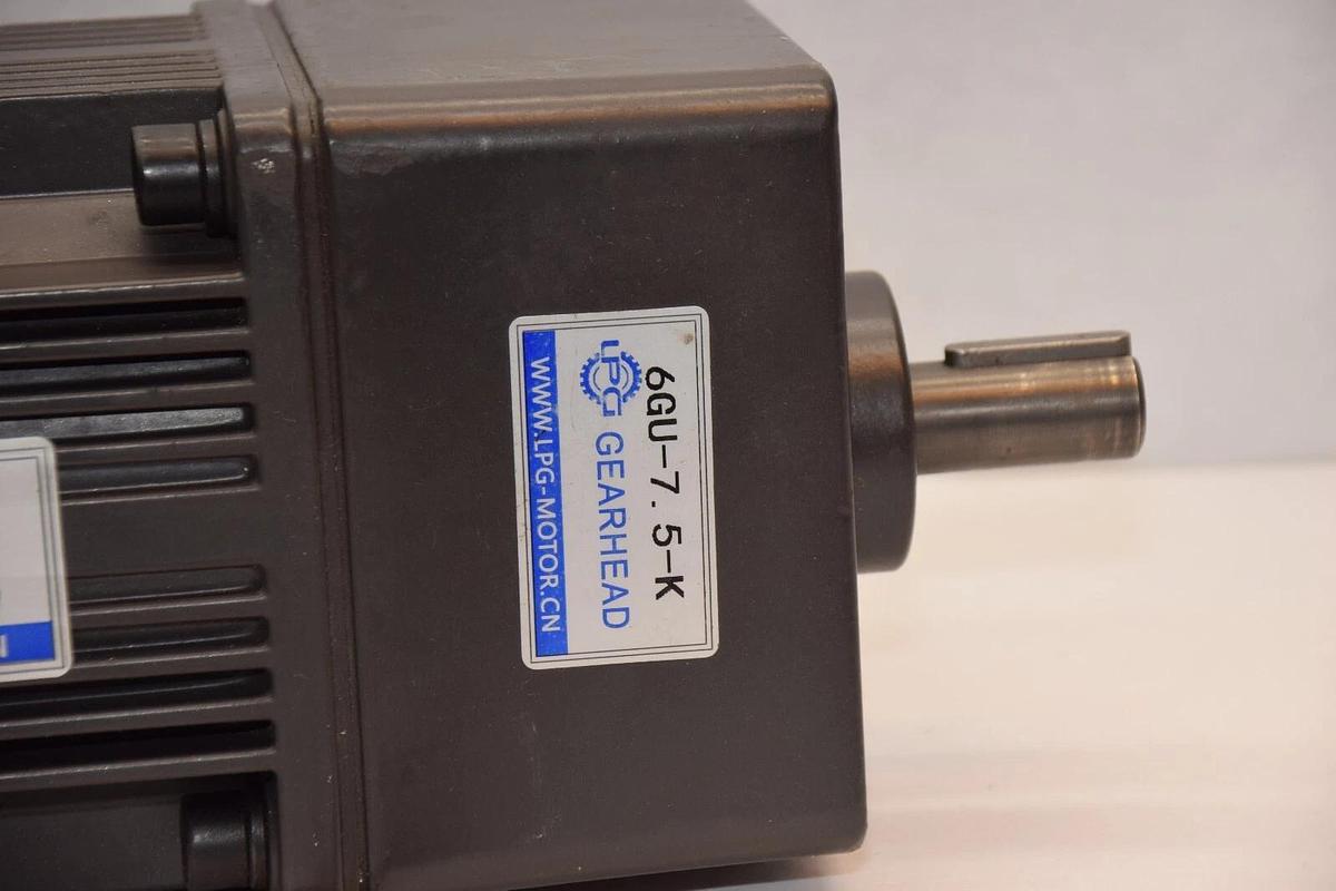 Used LPG 6RK200RGU-CF 200W 220V Speed Regulating Motor w/ Gearbox Reducer 6GU-7.5-K