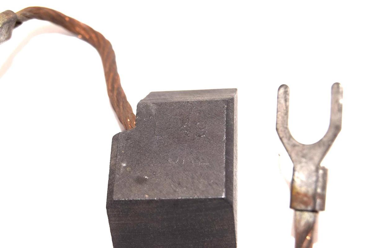 Carbon Motor Brush Brushes 1" x 9-1/16" x 1-1/2" L49 (NEW Lot of 8)