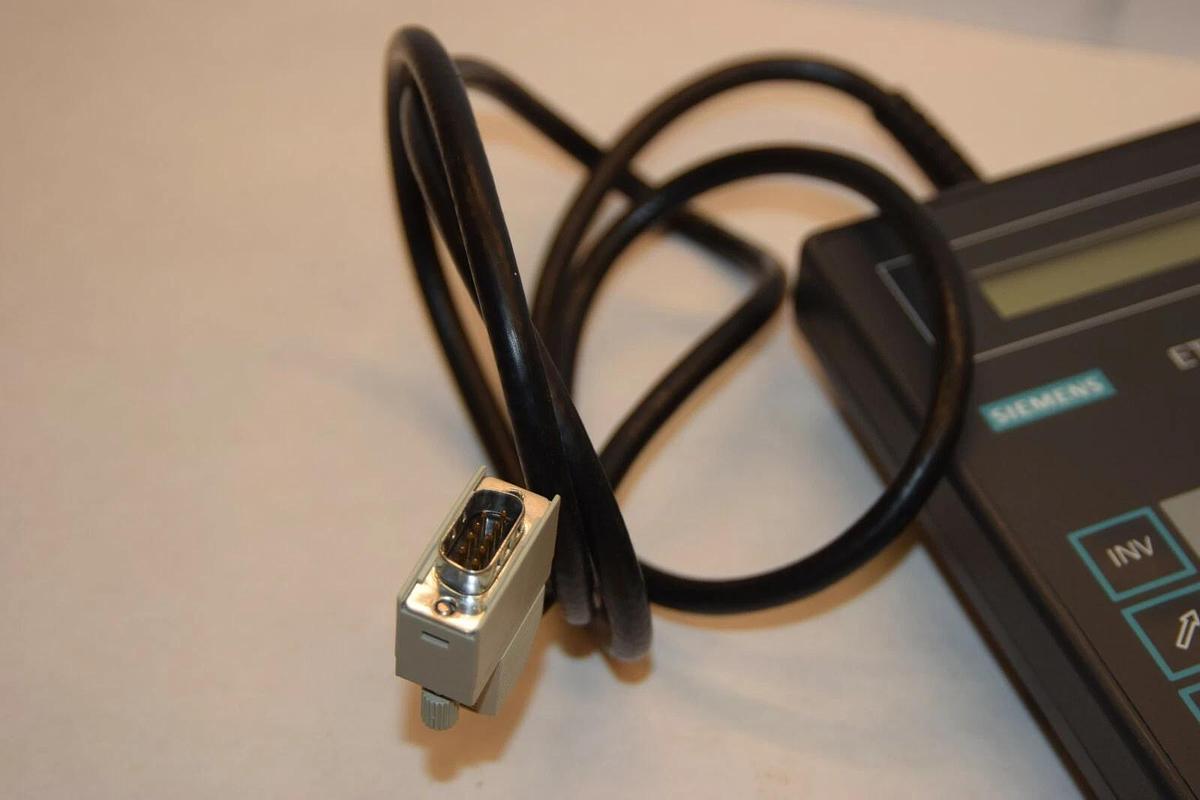 (NEW) SIEMENS ET200-HANDHELD 6ES5782-2MB11 Ver. 6 Handheld ET 200 Programmer