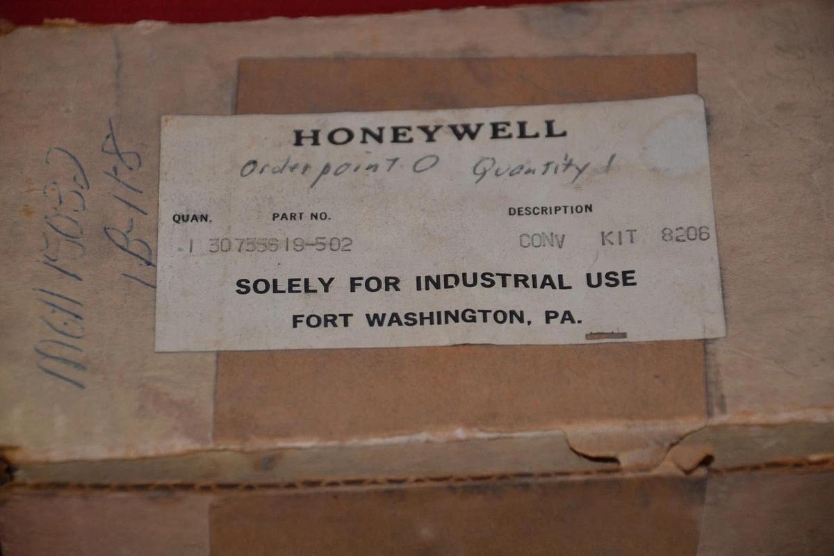 HONEYWELL CONVERSION  KIT 30735619-502 30735619 502 8206 NEW