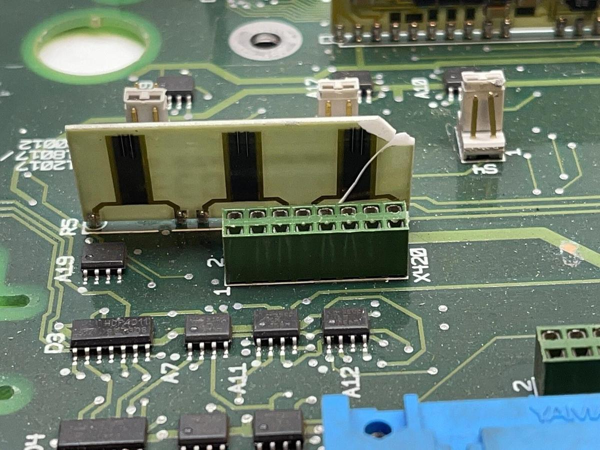 Used ABB 61336125G  NINT-72C  Main Circuit Board Interface CARD ABB  (damaged)