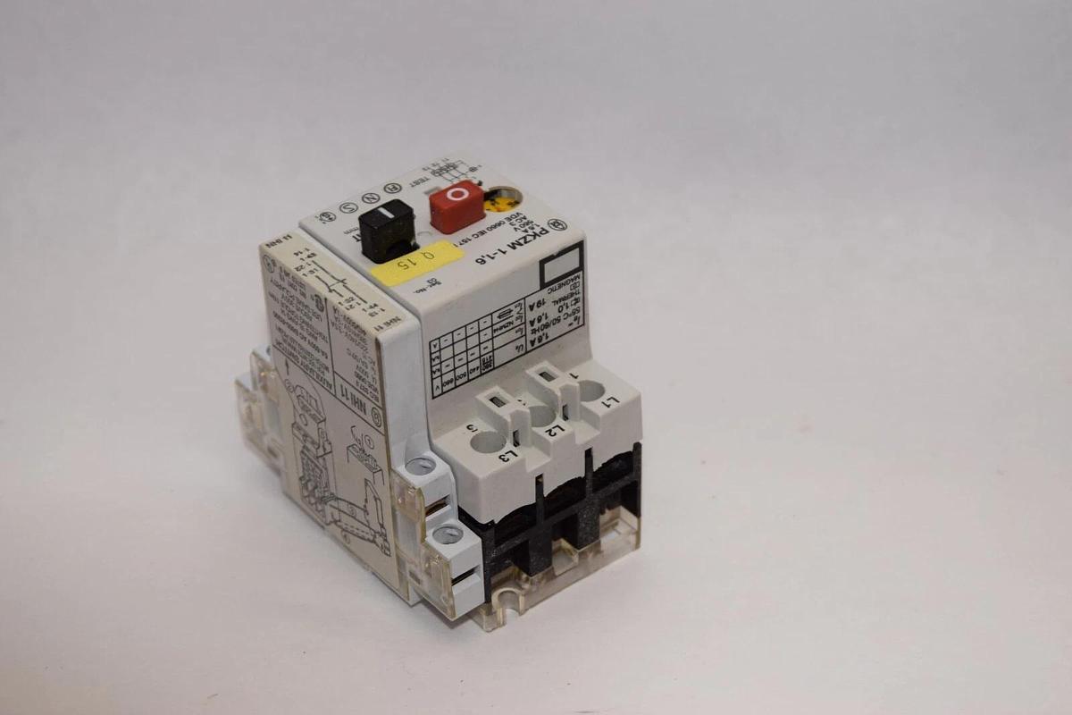 Used (Lot of 2) MOELLER PKZM 1-1,6 1-1,6Amp 660V Manual Starter/Protector