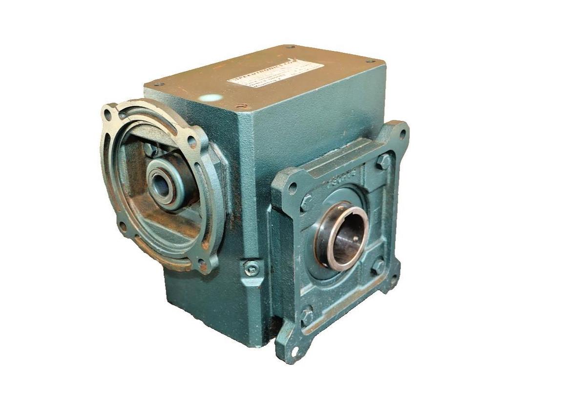 Speedtronics Gear Box Speed Reducer SPFHMQ230-15-2-1 15:1 (Cracked Flange)