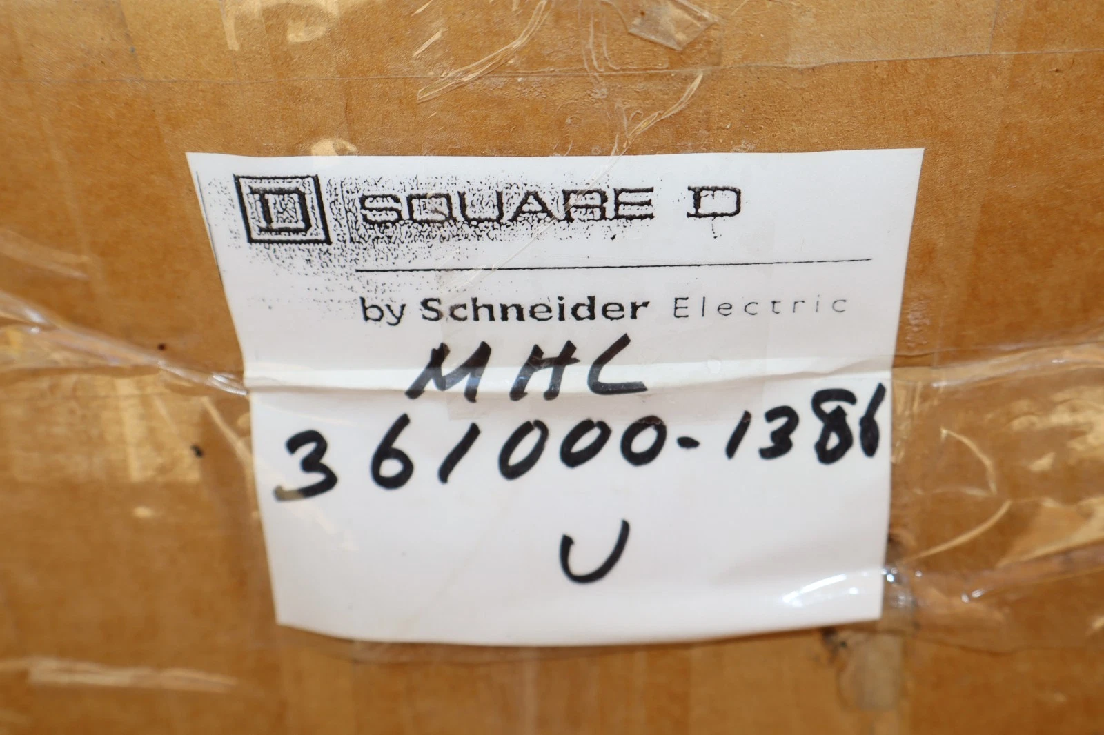 Square D Ciruit Breaker 1000A MHL3610001386 1000 Amp, SHUNT AUX MH 1000 A REFURB