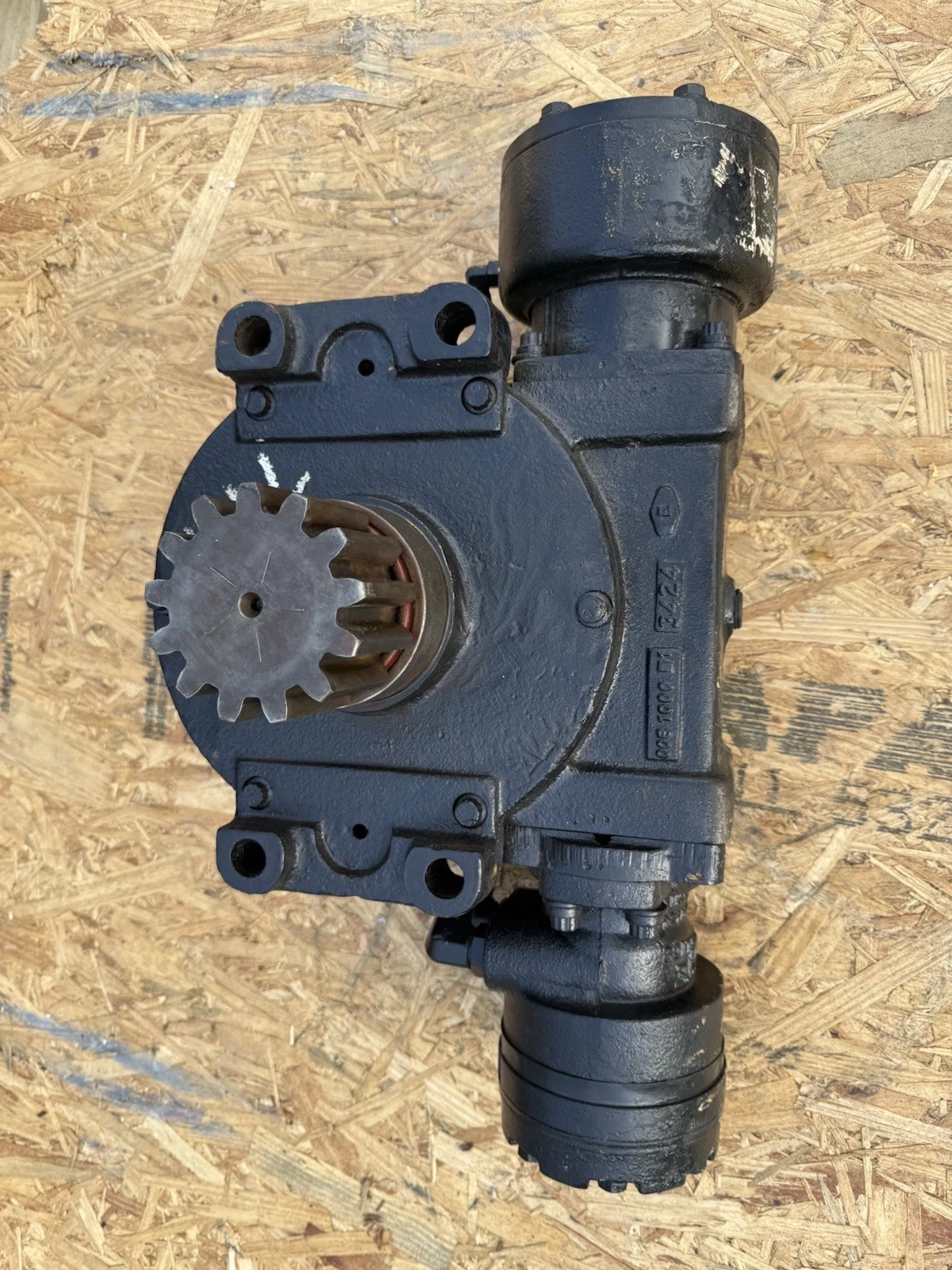 Used Altec Gear Products Worm Gear Box Gearbox 008-000125-1 008-50077 RE1208020F