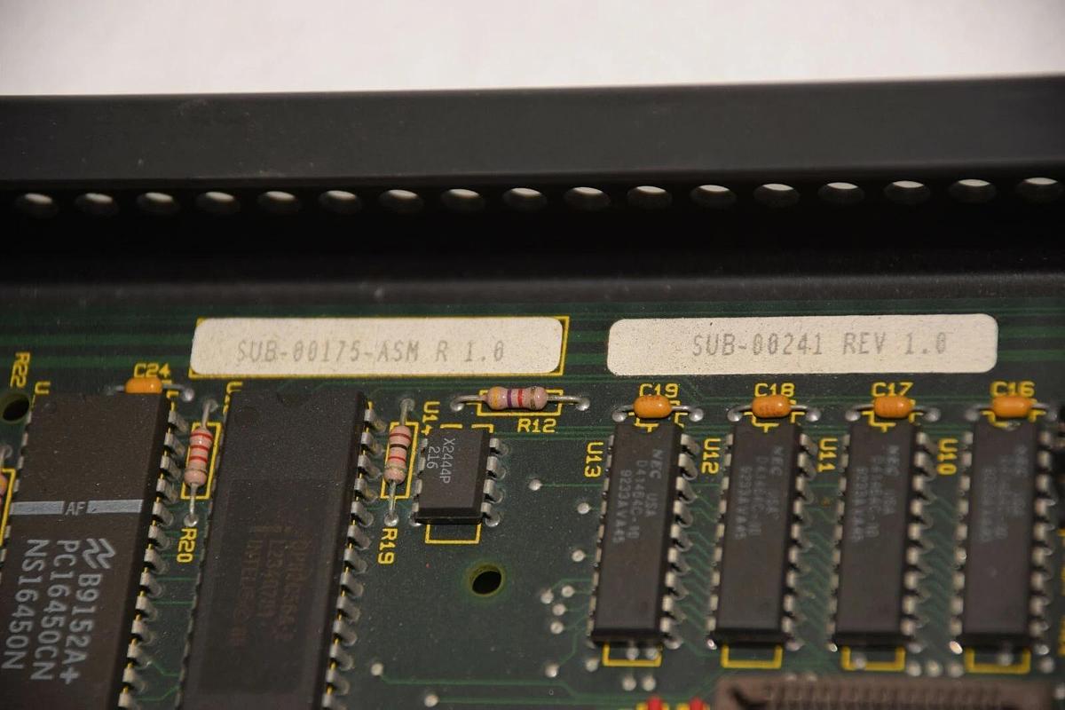 Used ALLEN BRADLEY AB PWB-00032 SUB-00175 SUB-00241 Control Card for PANELVIEW DSI