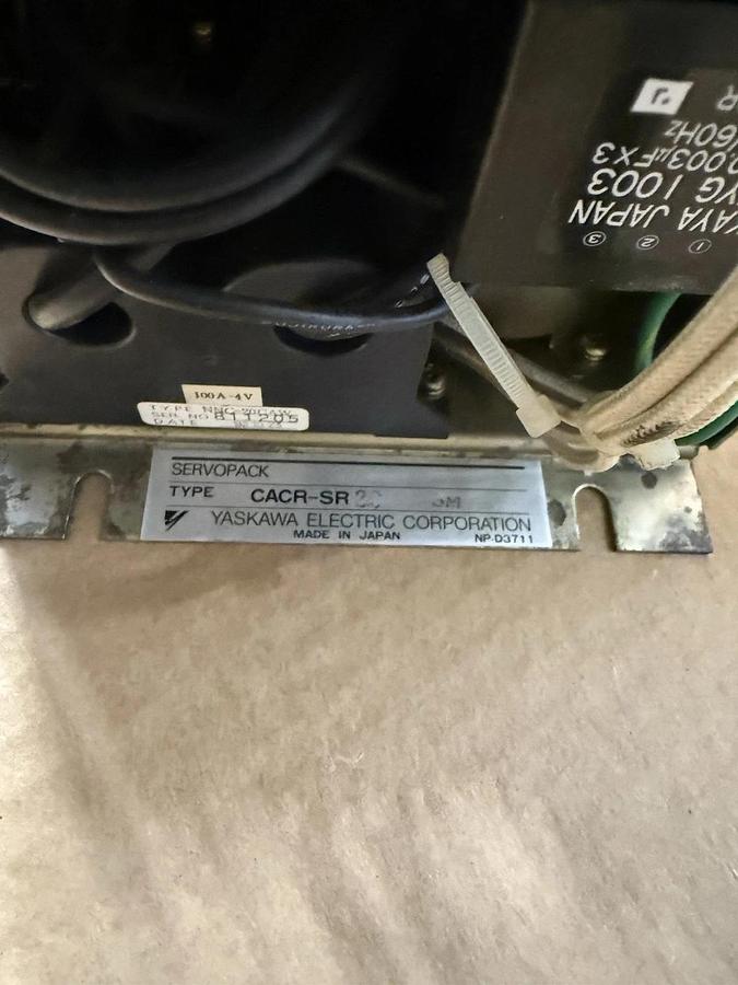 Used Yaskawa ServoPack Servo Controller Drive CACR-SR30TZSM CACR-SR30TZ6SM-E
