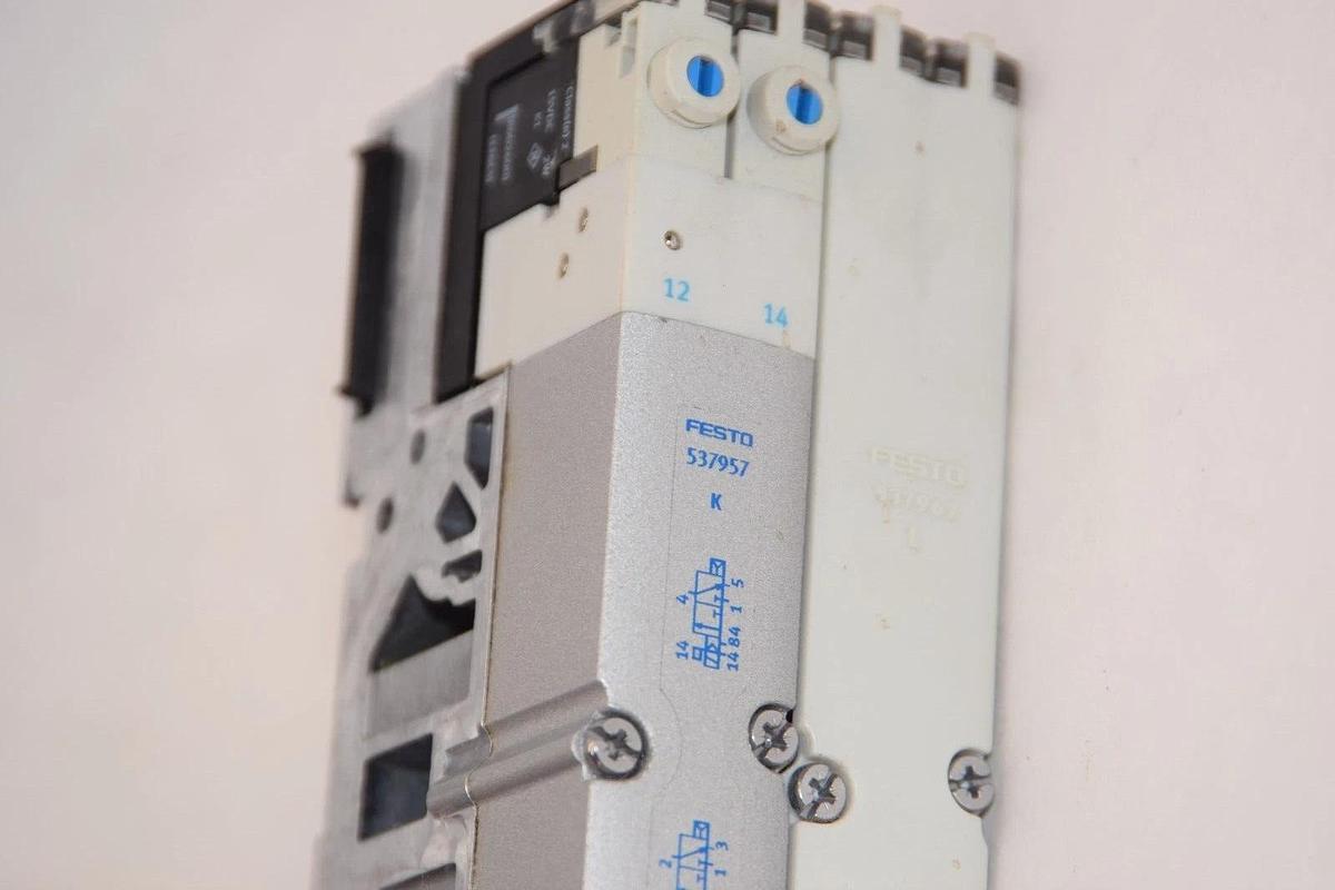 Used FESTO 537957 & VMPA2-FB-EMG-4 , 537984 Electronic Module Solenoid Valve