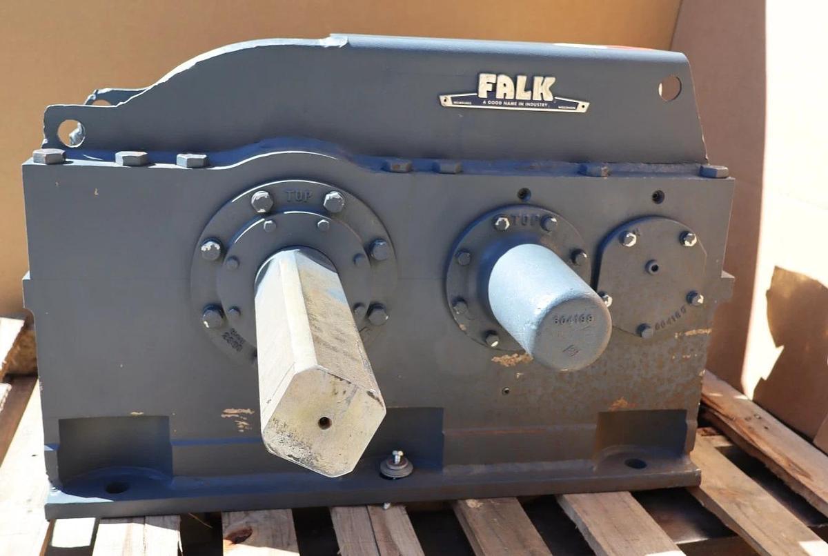 FALK Gear Drive Speed Reducer Gearbox 2070Y1S Ratio 2.237 SF 5.5/1.33 1750rpm