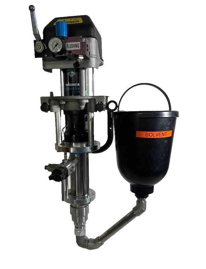 Used Wagner Wildcat 10-70 LP Low Pressure Piston Pump 10-70LP 10:1 4.0MPa w/ Hopper