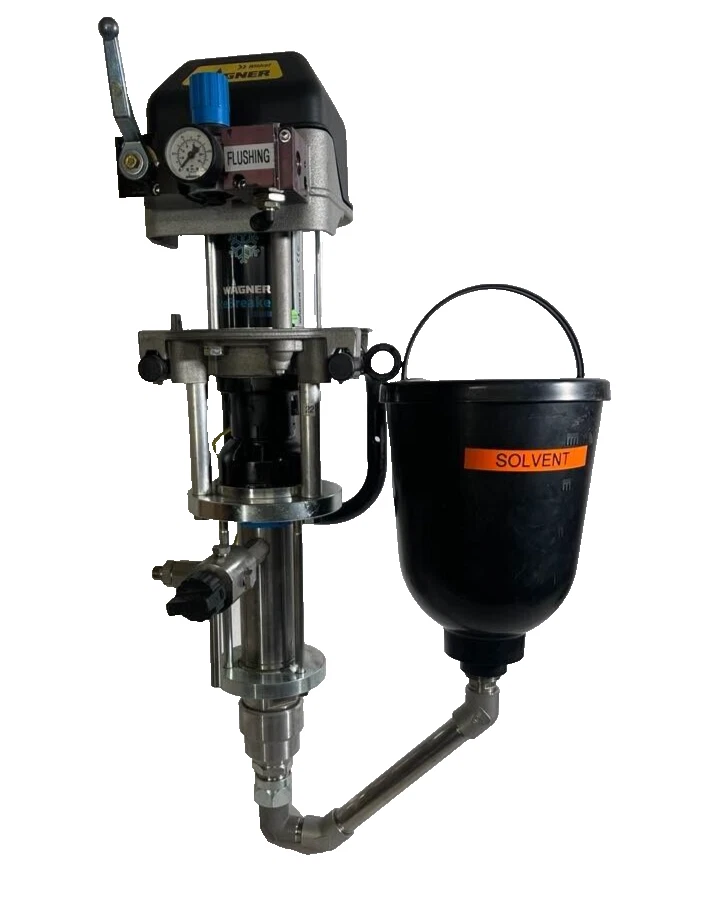 Used Wagner Wildcat 10-70 LP Low Pressure Piston Pump 10-70LP 10:1 4.0MPa w/ Hopper