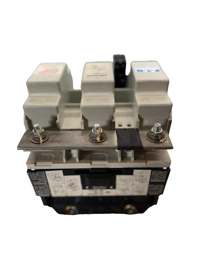Cutler-Hammer CE15TN3 B1 Magnetic Contactor 600V, 420 Amp 120V coil 420A 1070503