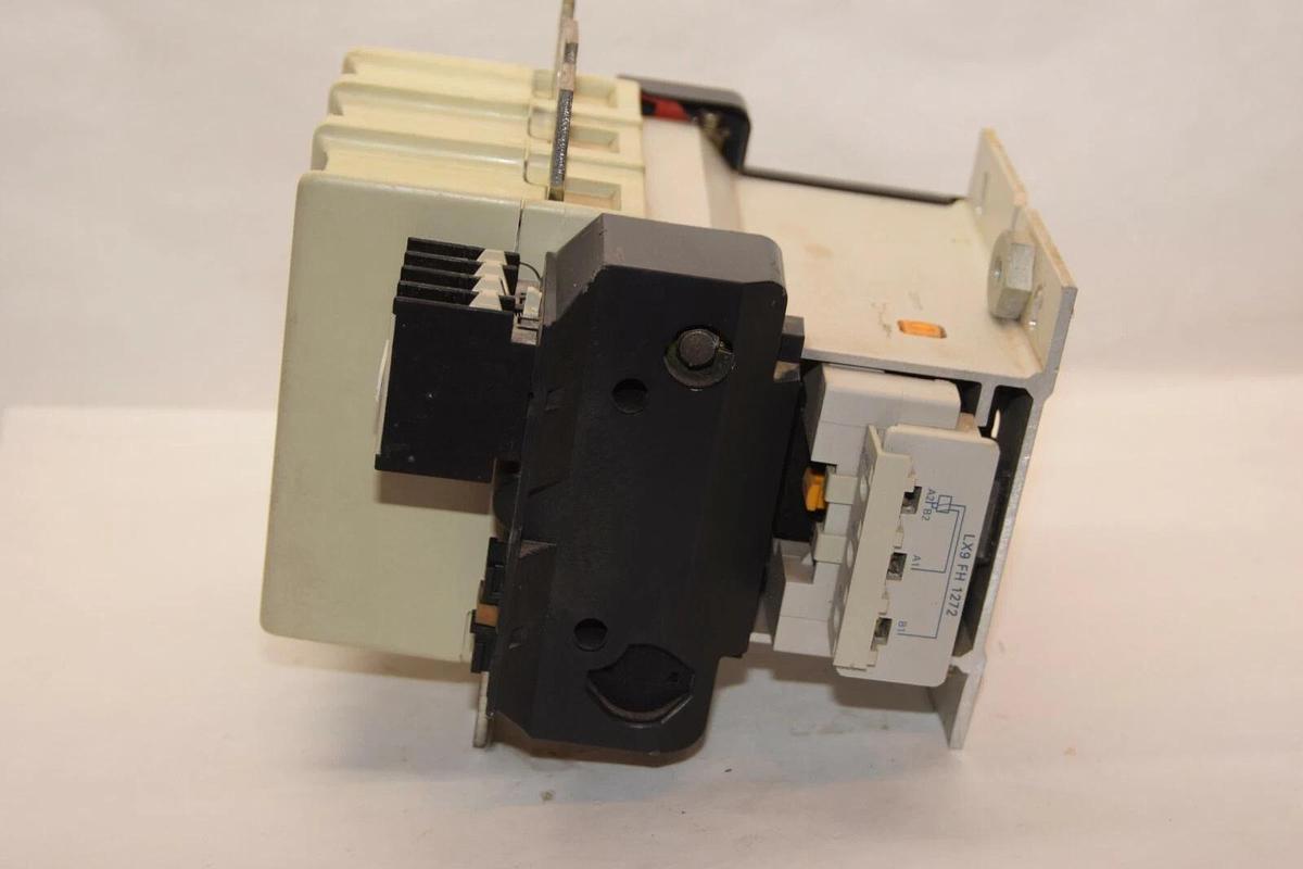 Used TELEMECANIQUE LC1 F 265 LC1F265 285A 120/127V Coil Contactor