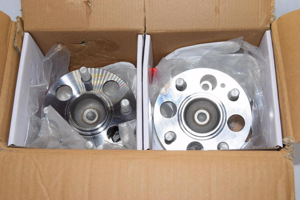 Autoround 512483 Rear Wheel Bearing 12-17 Hyundai Accent / Kia Rio (New - Set)