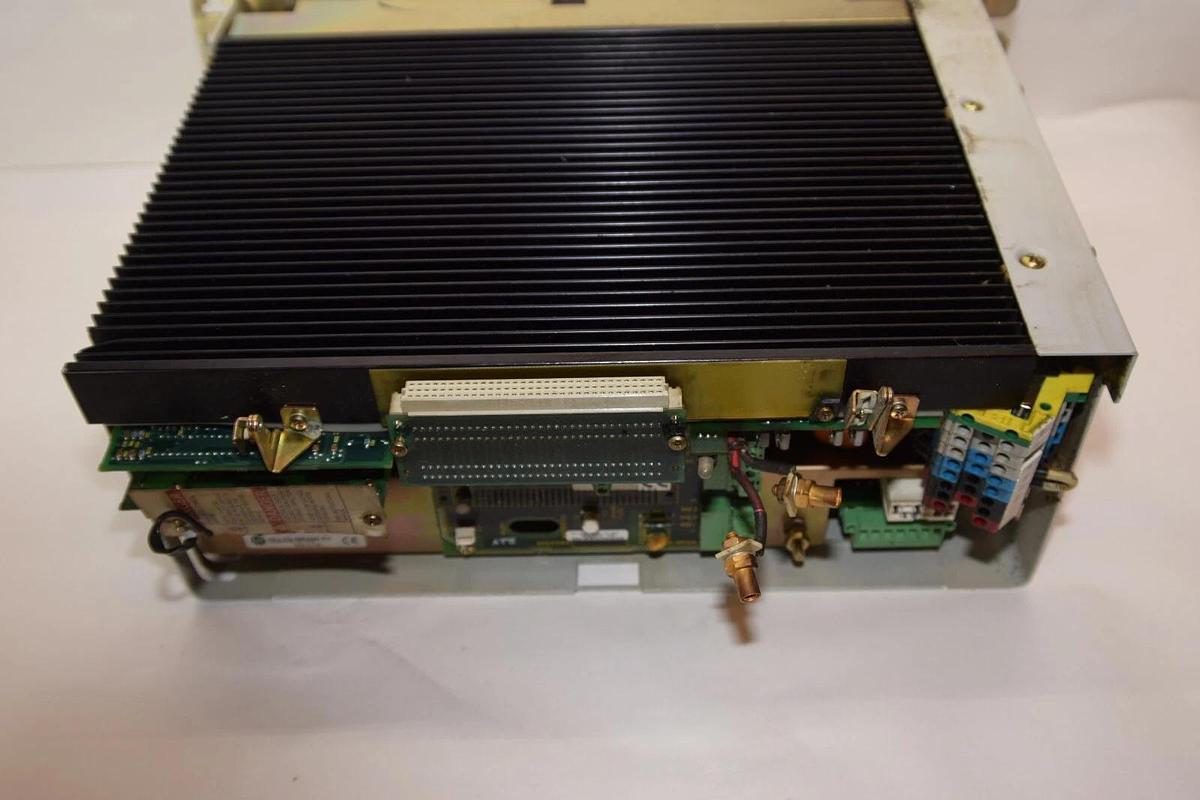 Used ALLEN BRADLEY 8520-3S10A-BAT-EX4-S-1-2-3-4-5-7 Ser C 380/460V 13A Servo Amplifer