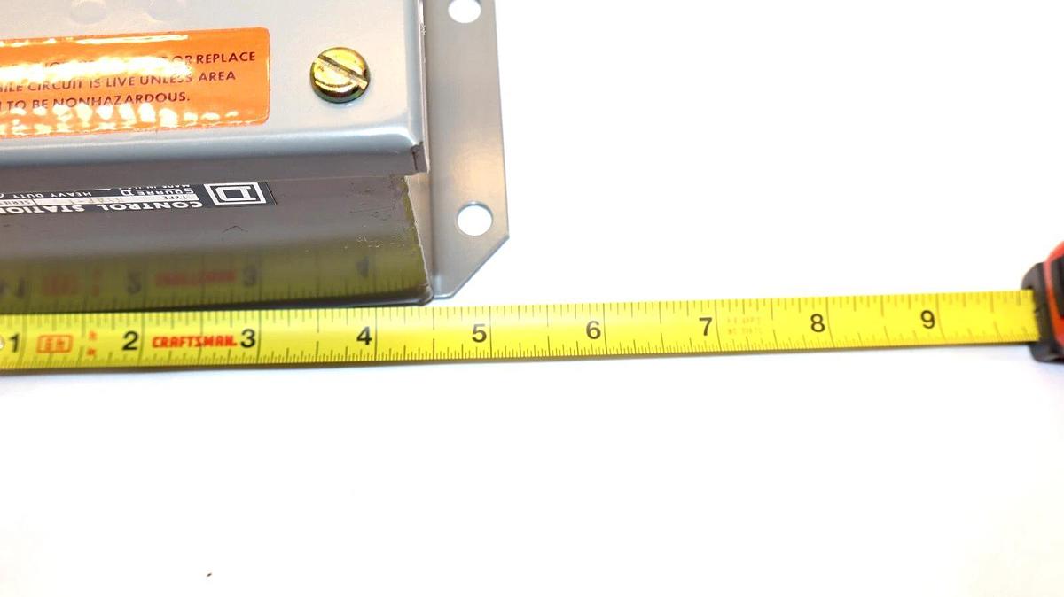 SQUARE D KYAF-1 , KYAF1 Series F Control Station Enclosure USA (NOS)