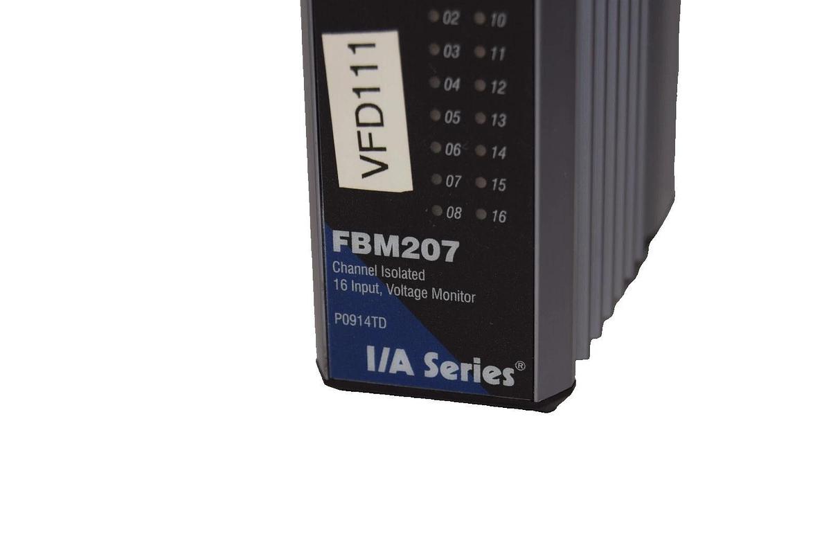Used FOXBORO INVENSYS I/A Series Ch Isolated 16 Input Voltage Monitor FBM207 P0914TD