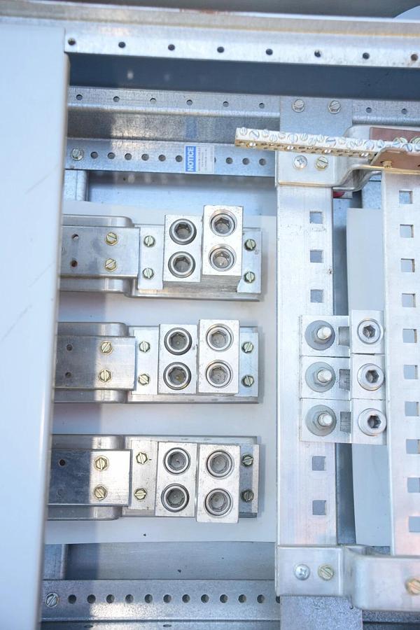 Used Cutler-Hammer 800A Panelboard Pow-R-Line PRL4b 480/277v 800 Amp 3ph 4w Typ 1