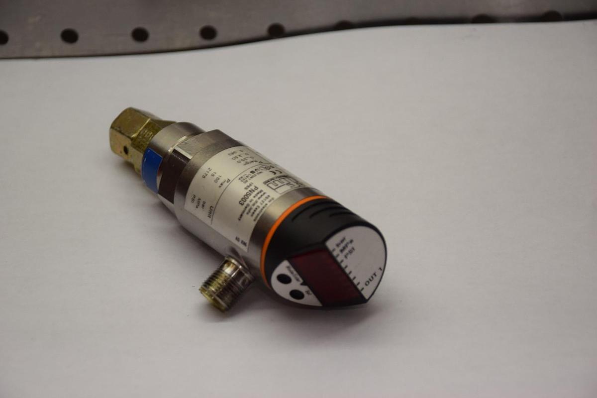 Used IFM Efector Pressure Sensor Unit,  PN5003
