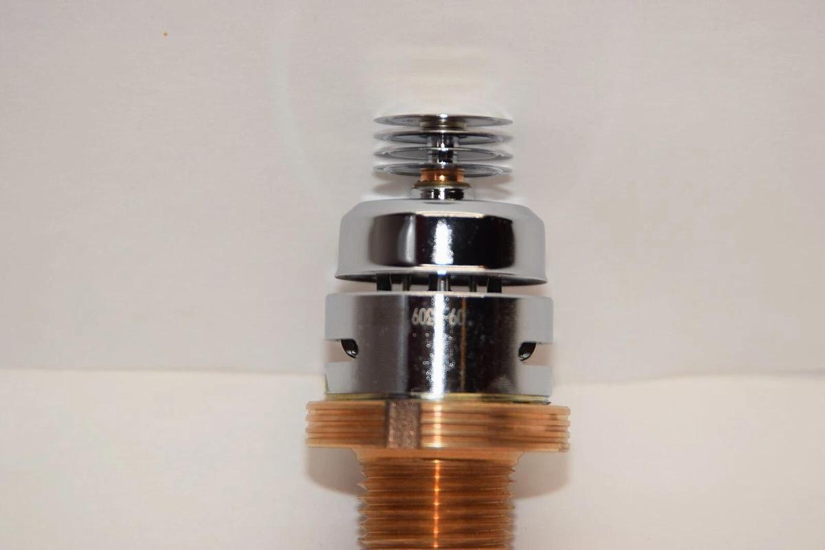 (NEW) TYCO TY2284 162°F 1/2"NPT Fire Flush Residential Pendent Sprinkler Head